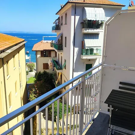 Hotel Week End